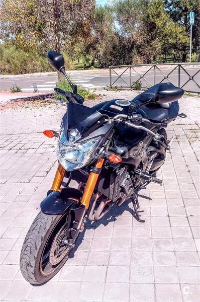 Yamaha FZ8 S – Vista 5