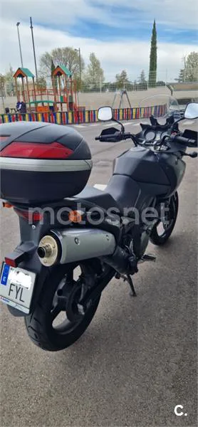 Suzuki V-Strom 650 – Vista 6