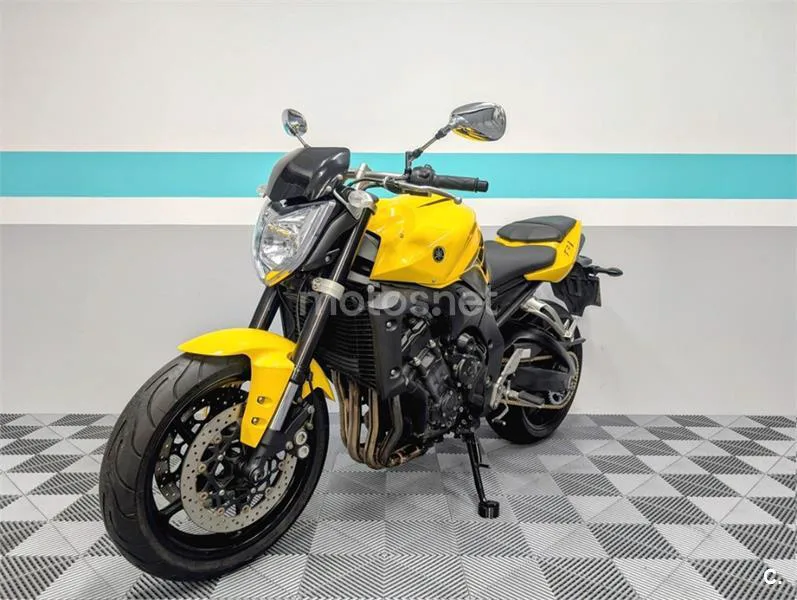 Yamaha FZ1 – Vista 4