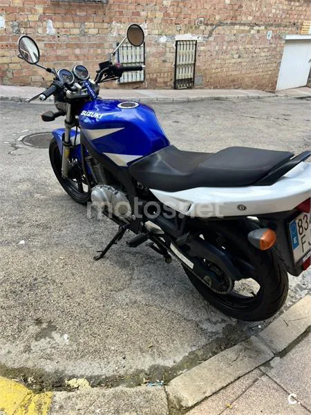 Suzuki GS 500 – Vista 4