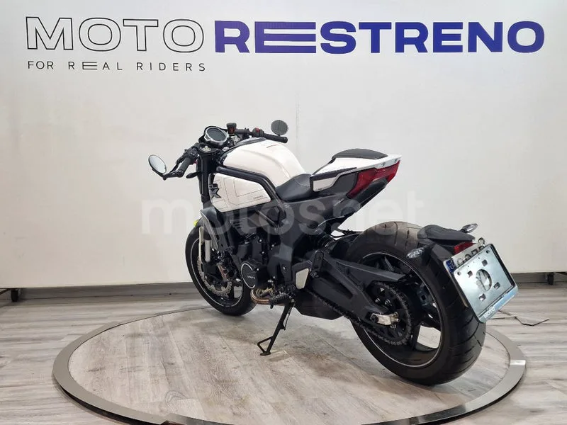 CFMOTO 700CL-X Sport – Vista 3