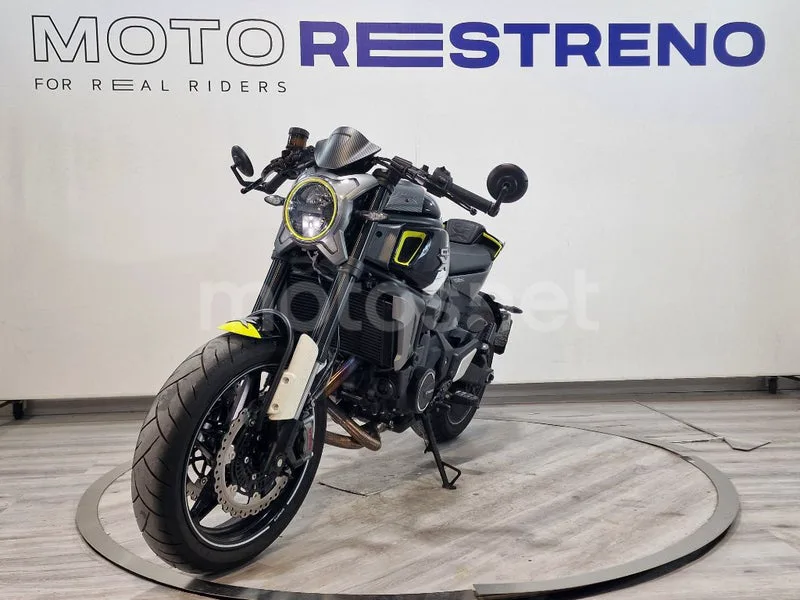 CFMOTO 700CL-X Sport – Vista 5