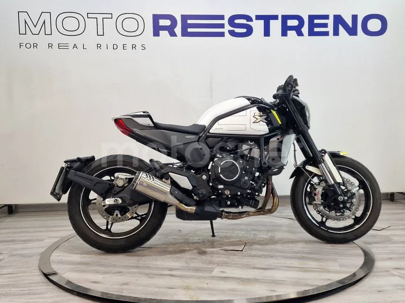 CFMOTO 700CL-X Sport – Vista 7