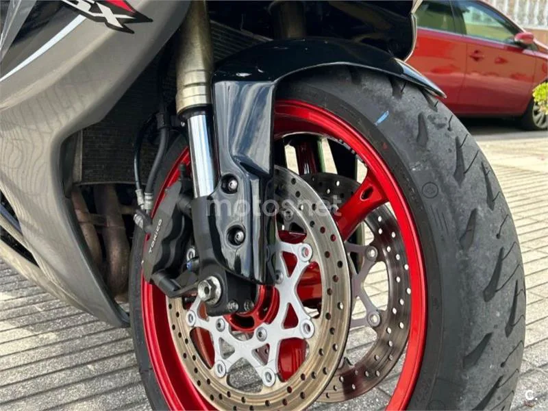 Suzuki GSX-R600 – Vista 9