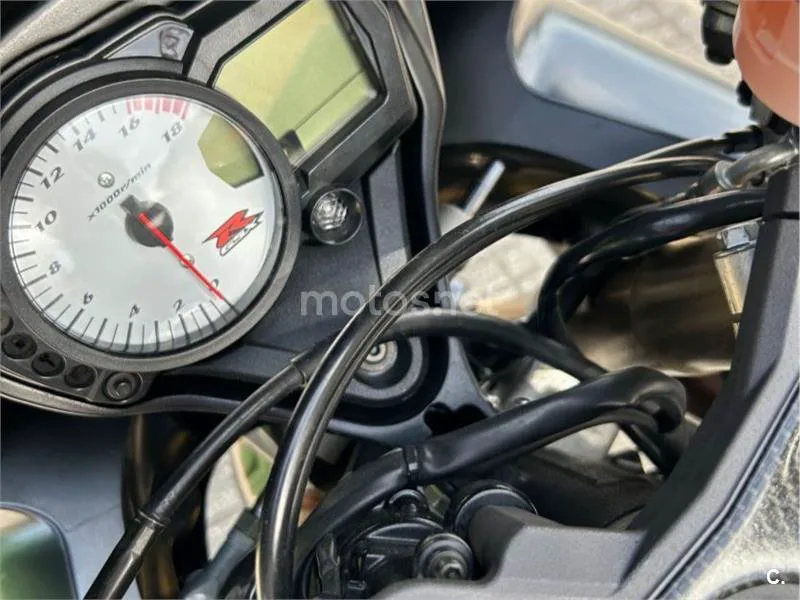 Suzuki GSX-R600 – Vista 10
