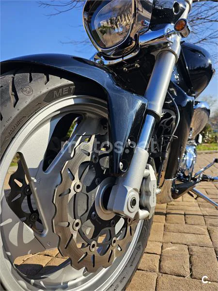 Suzuki Intruder M1800R 7750 € 2007 Madrid - 2