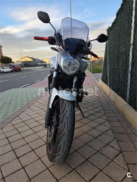 Yamaha FZ6 S2 – Vista 9