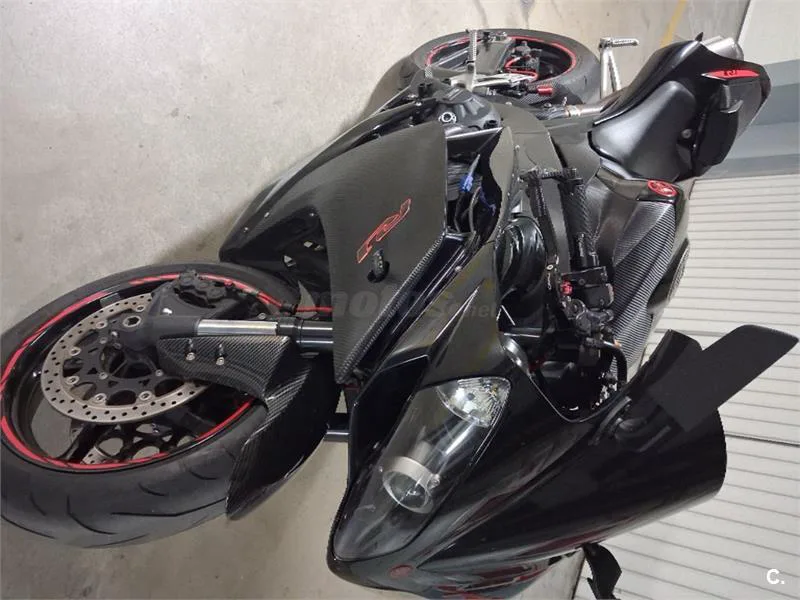 Yamaha R1 – Vista 3