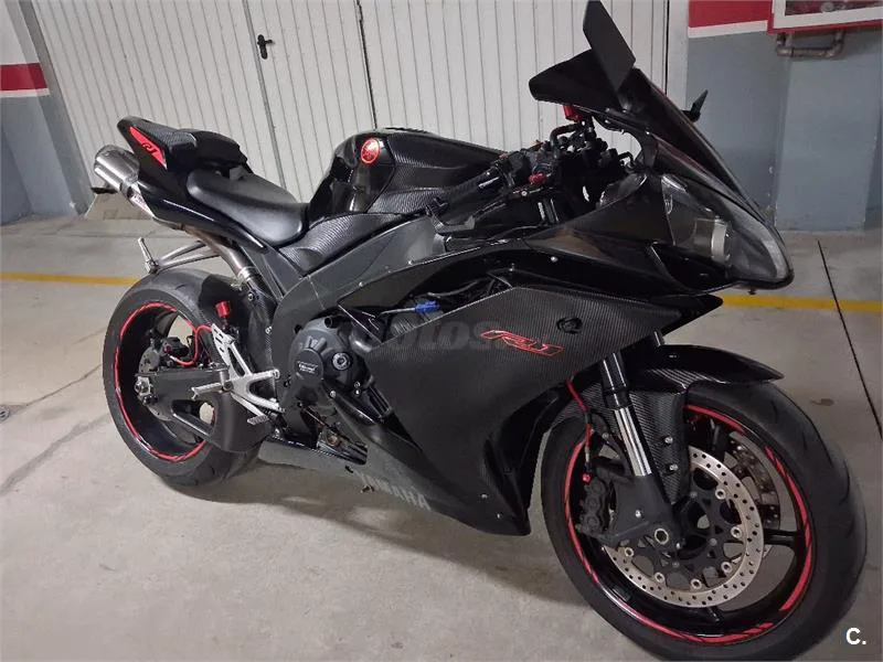 Yamaha R1 – Vista 7