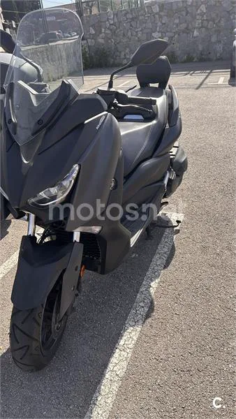 Yamaha XMAX 400 – Vista 4