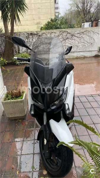 Yamaha XMAX 125 – Vista 3