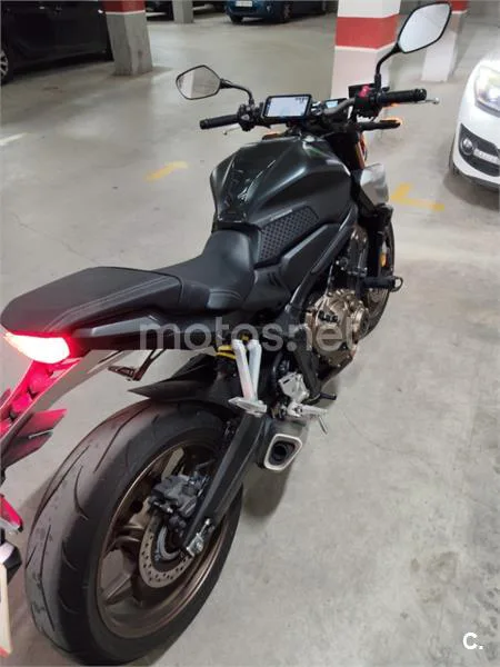 Honda CB 650 R – Vista 5