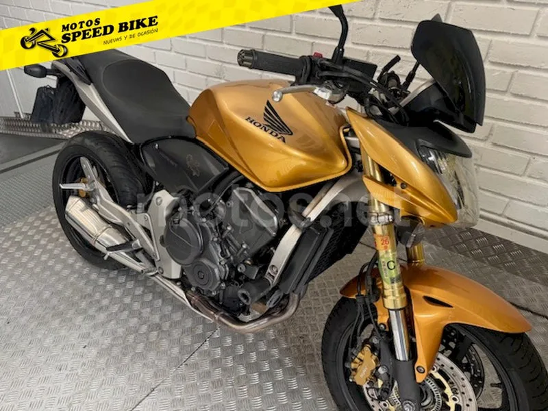 Honda CB 600 F Hornet – Vista 3
