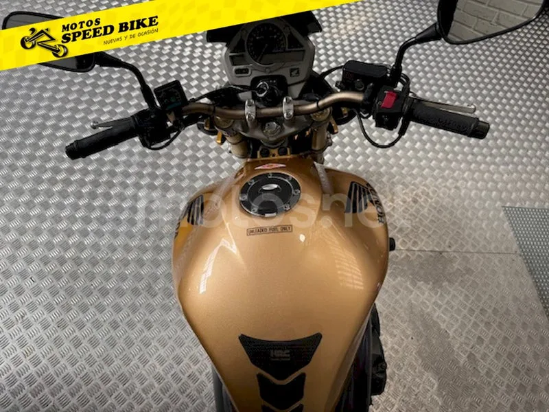 Honda CB 600 F Hornet – Vista 8