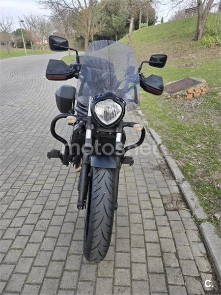 Kawasaki Vulcan S – Vista 6