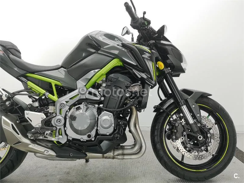 Kawasaki Z900 – Vista 6