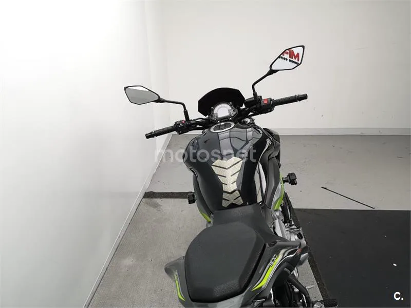 Kawasaki Z900 – Vista 7