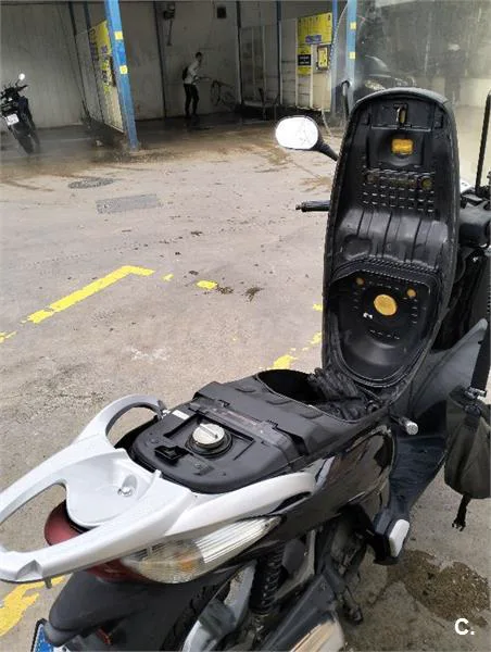 Honda SH150i – Vista 3