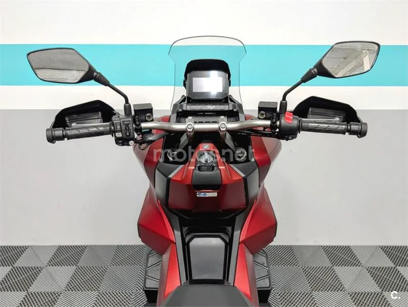 Honda ADV 350 – Vista 8