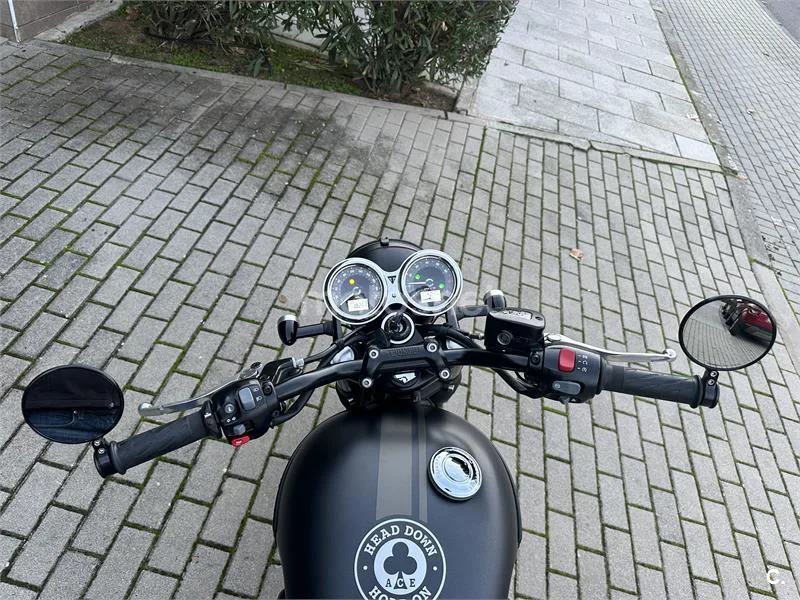Triumph Bonneville T120 – Vista 11