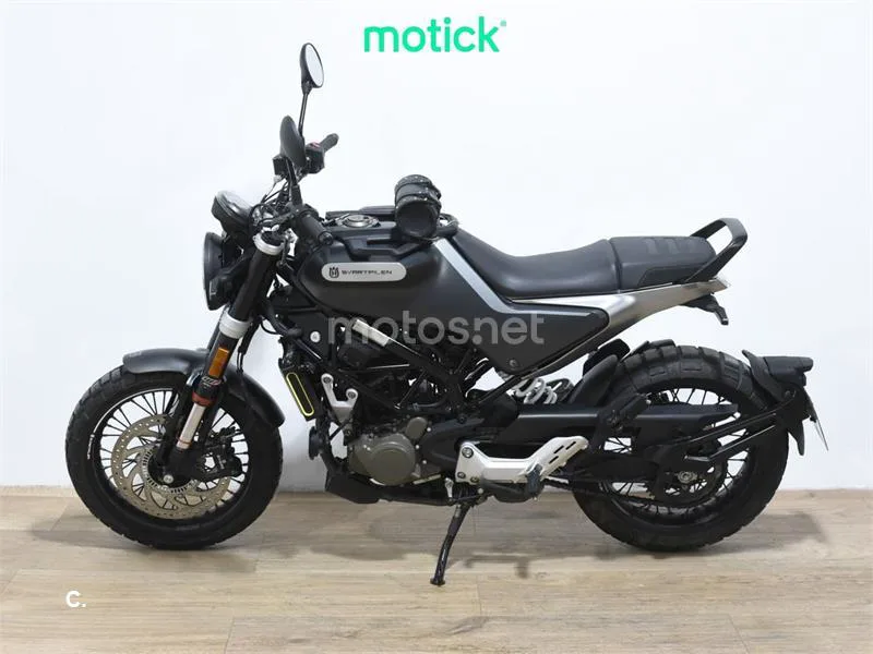 Husqvarna Svartpilen 125 – Vista 7