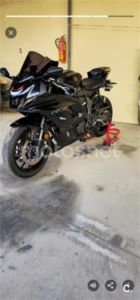 Yamaha R7 – Vista 4