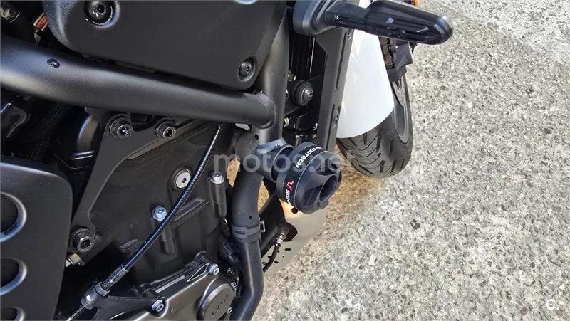 Yamaha XSR 700 – Vista 6