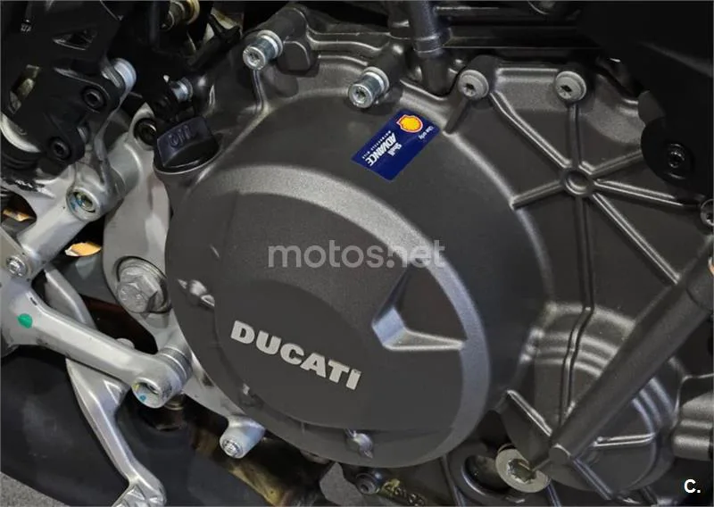 Ducati Streetfighter V2 – Vista 9