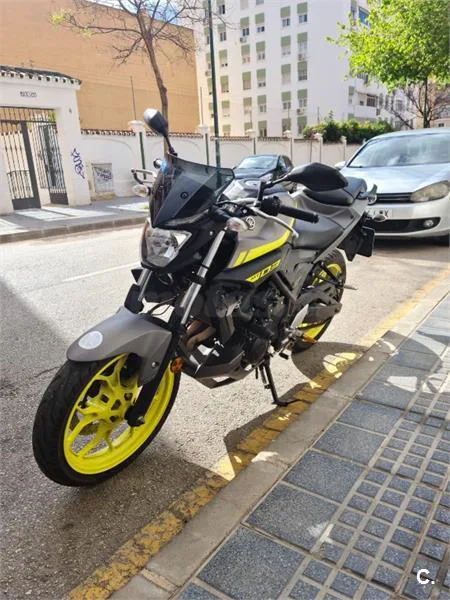 Yamaha MT-03 – Vista 2
