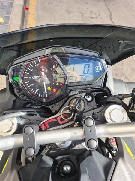 Yamaha MT-03 – Vista 5