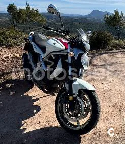 Suzuki Gladius 650 3000 € 2010 Barcelona - 1