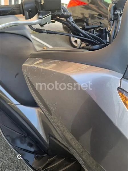 Honda NSS 300 Forza – Vista 4