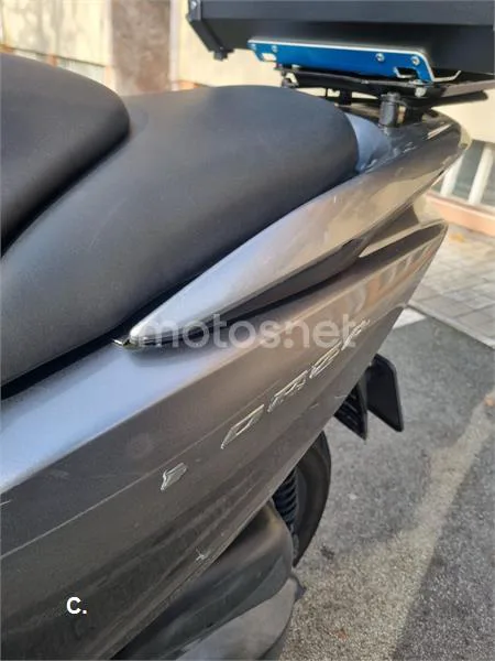 Honda NSS 300 Forza – Vista 6