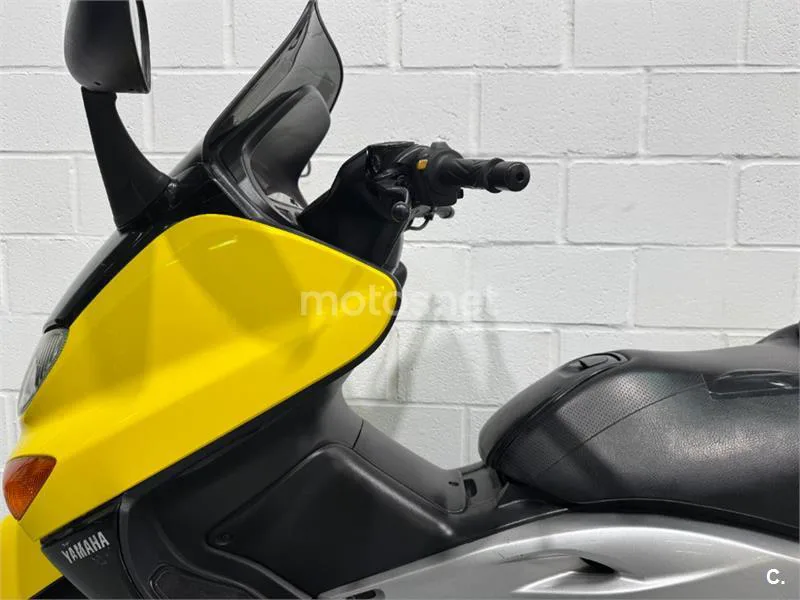 Yamaha TMAX 500 – Vista 22