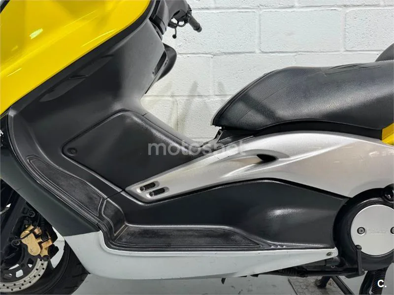 Yamaha TMAX 500 – Vista 23