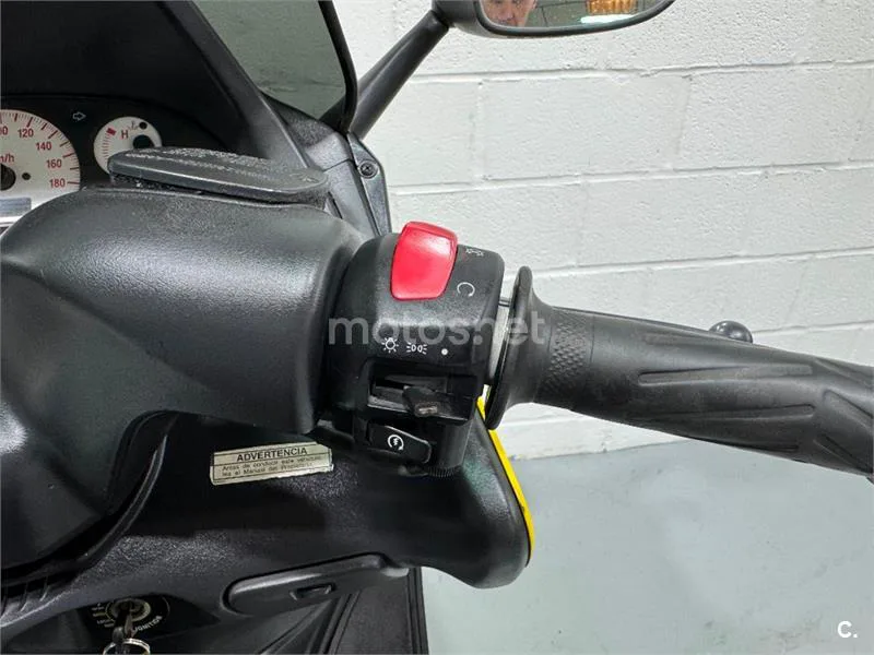 Yamaha TMAX 500 – Vista 28