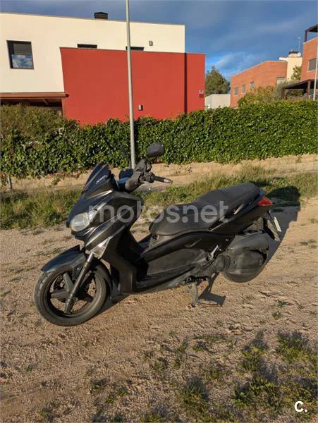 Yamaha XMAX 125 – Vista 4