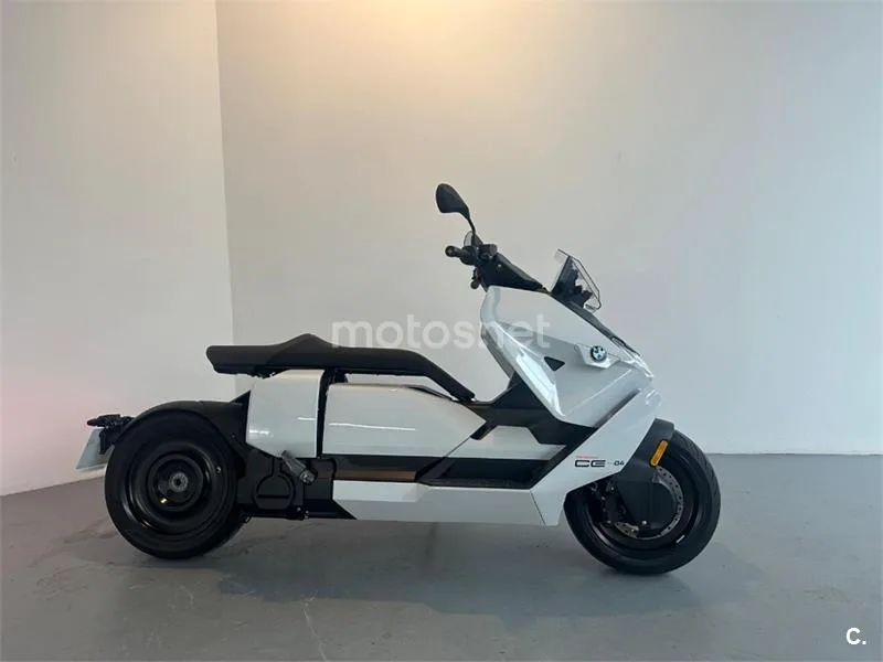 BMW CE 04 – Vista 4