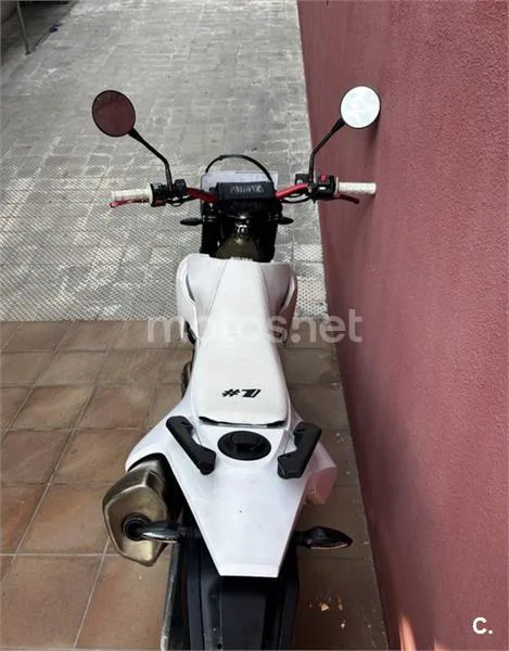 Husqvarna 701 Supermoto – Vista 5