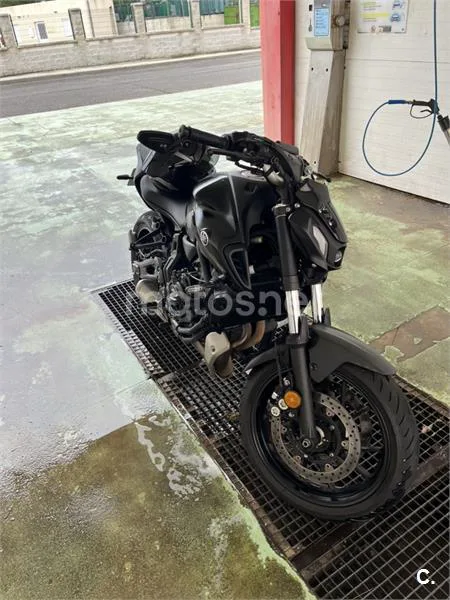 Yamaha MT-07 – Vista 4