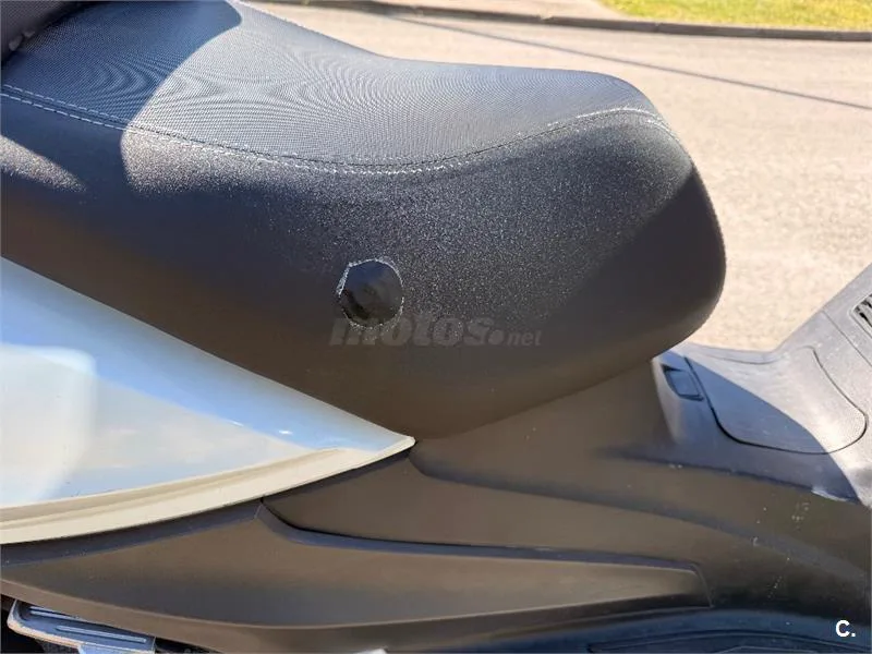 SYM Joymax 300 – Vista 9