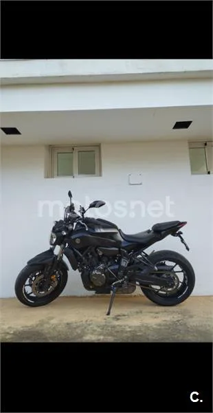 Yamaha MT-07 – Vista 3