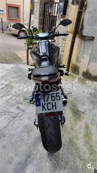 Yamaha MT-07 – Vista 6