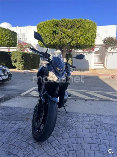 Kawasaki Z 900 – Vista 2