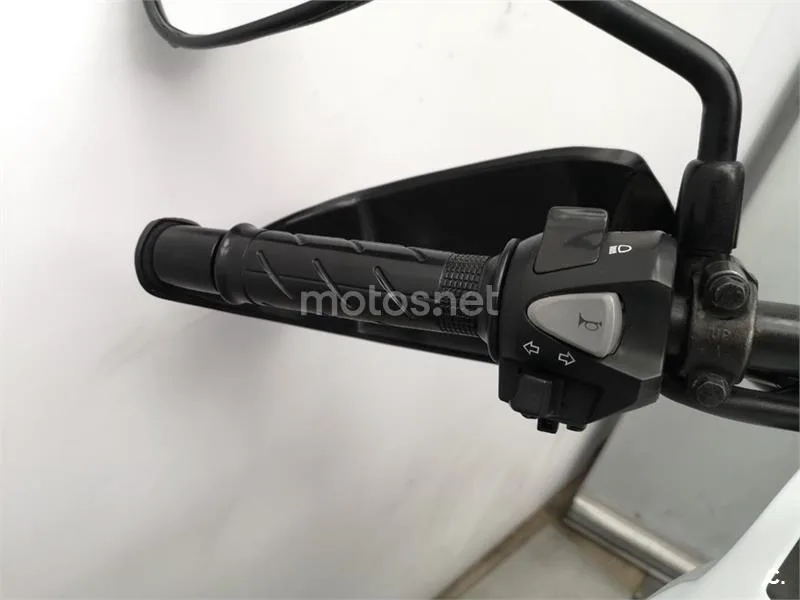 Honda CB 500 X – Vista 8