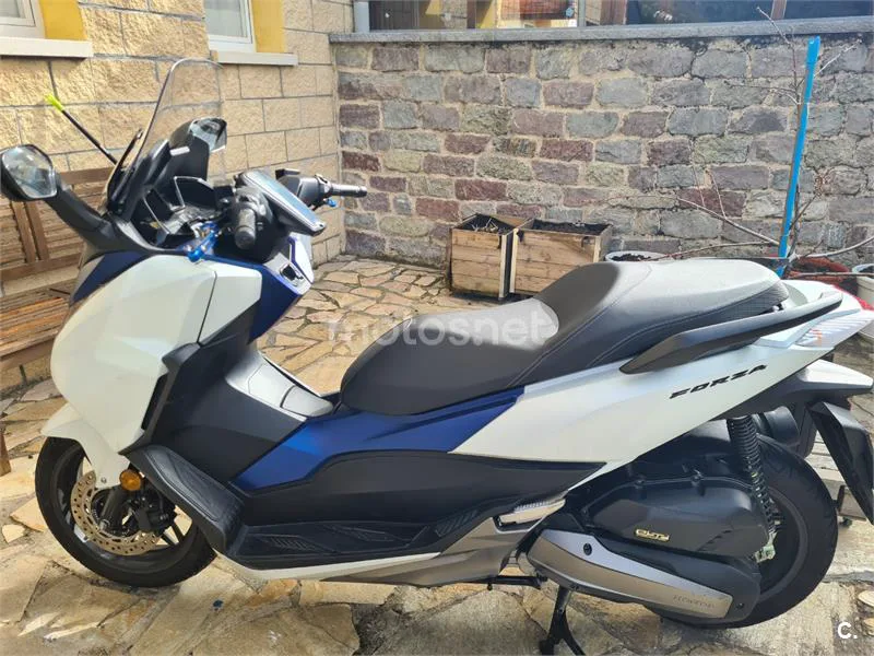 Honda Forza 125 – Vista 3