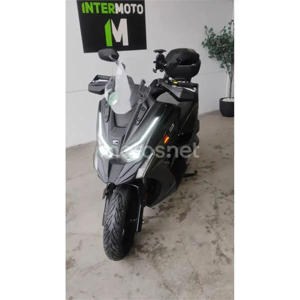 Kymco DTX 350 – Vista 3