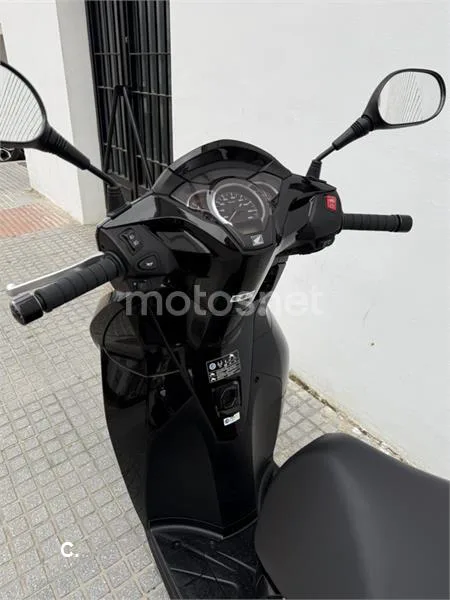 Honda SH300i – Vista 7