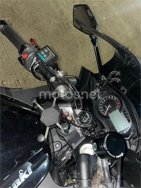 Kawasaki Z 1000 SX – Vista 6