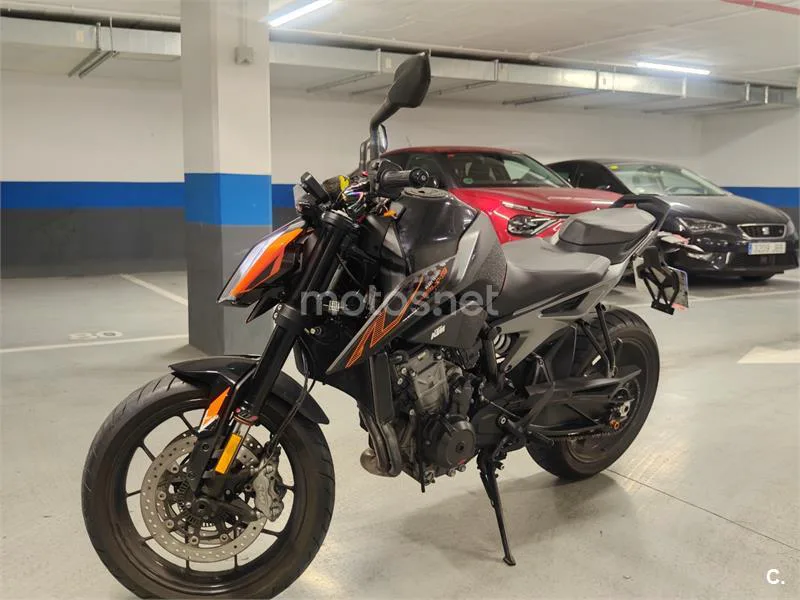 KTM 790 – Vista 2